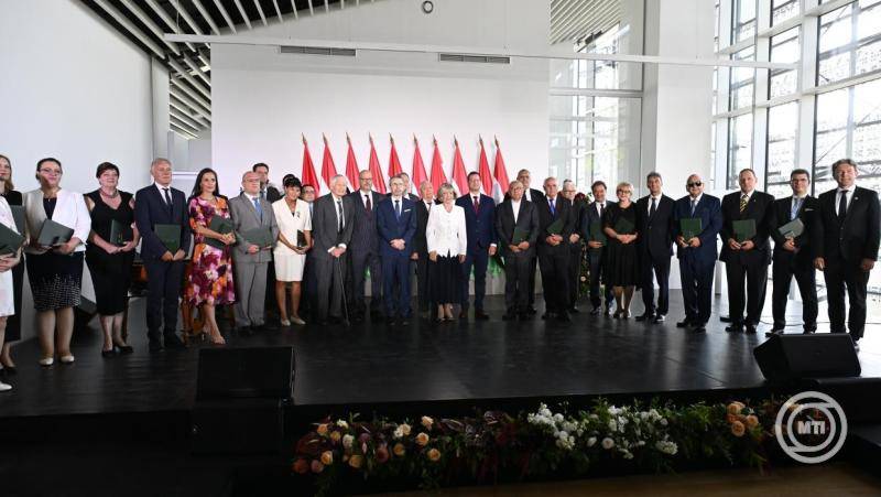 D_MTZ20250815040.jpg