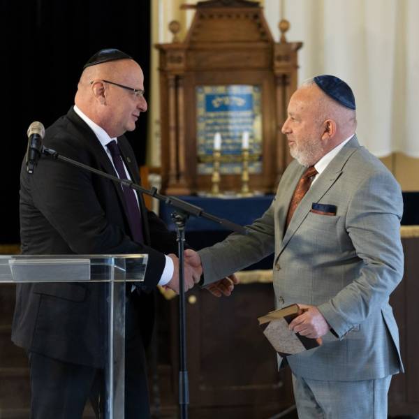 250508-konferenciamegnyitó-kiállítás-MJ_29.jpg