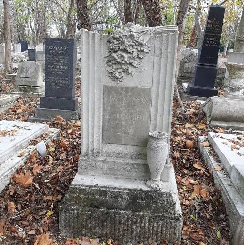 galambos-erzsi.jpg