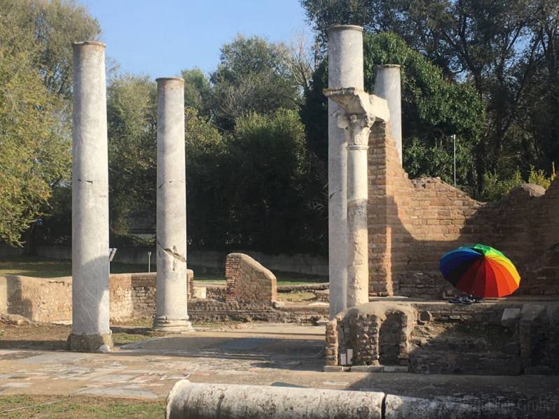 Ostia-Antica-synagogue-wm1.jpg