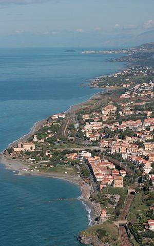 4-scorcio-Riviera-dei-Cedri-300x480.jpg