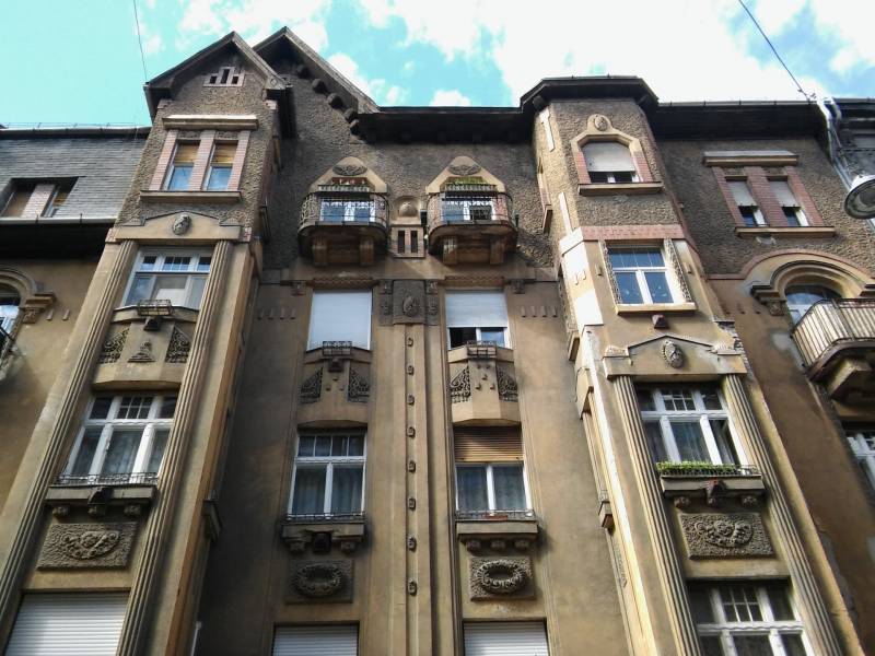 Hegedűs_Gyula_utca_épület212.jpg