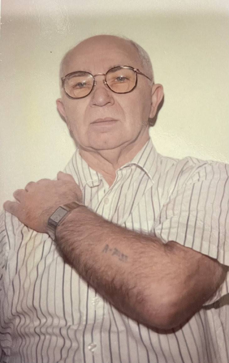 Tattooed-Together-in-Auschwitz_htm_560300f5.jpg