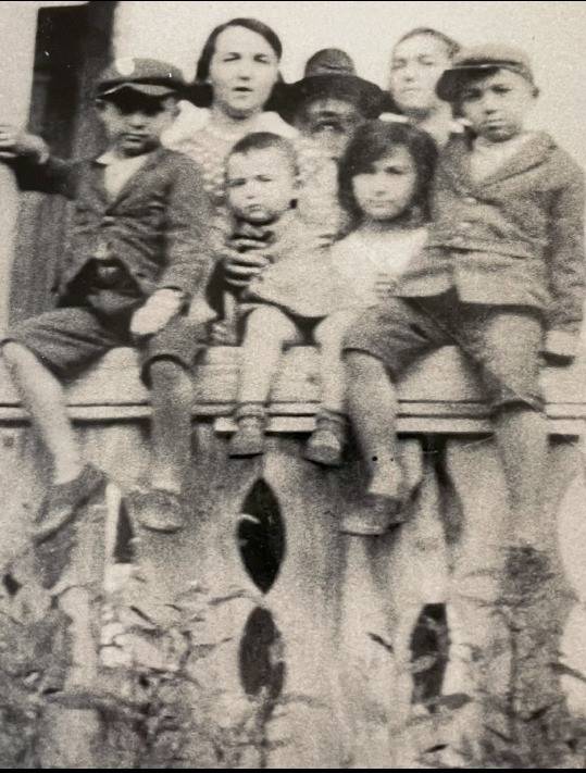 Tattooed-Together-in-Auschwitz_htm_9fb06bc5.jpg