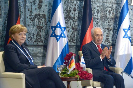 merkel_peres.jpg