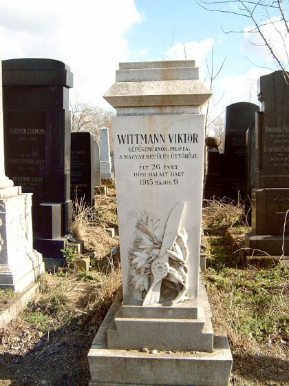 Wittmann_Viktor_3.jpg