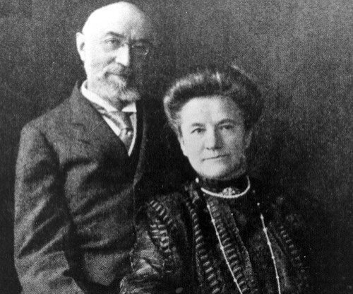 Isidor_and_Ida_Straus.jpg