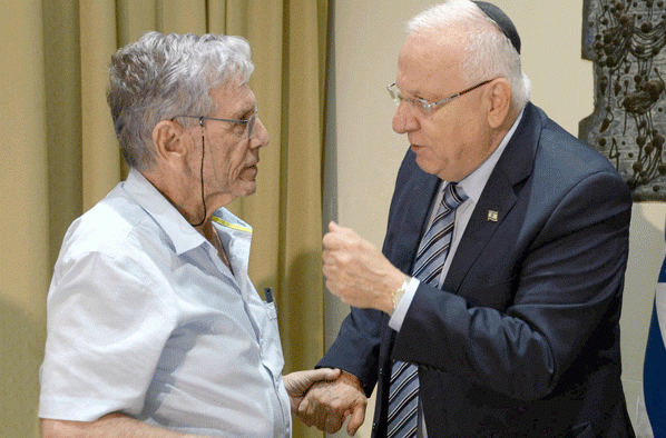 Ámosz Oz és Reuven Rivlin