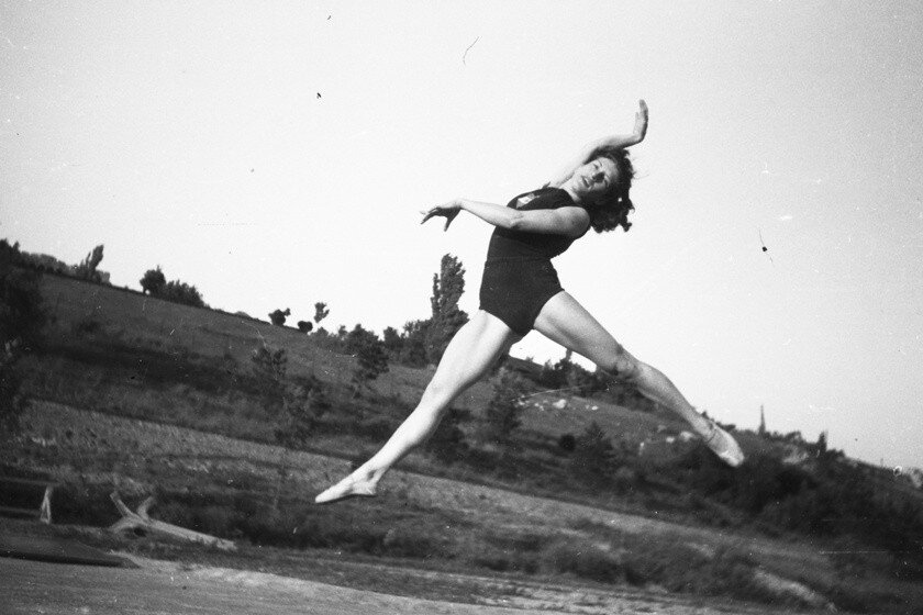 Keleti Ágnes 1949-ben a Vasas Sportcentrumban. Fotó: Fortepan/Kovács Márton Ernő