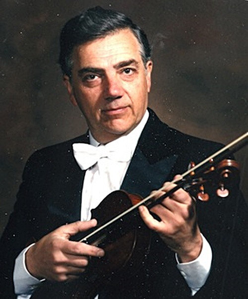 Bánát 1985 philharmonic-official-portrait.jpg