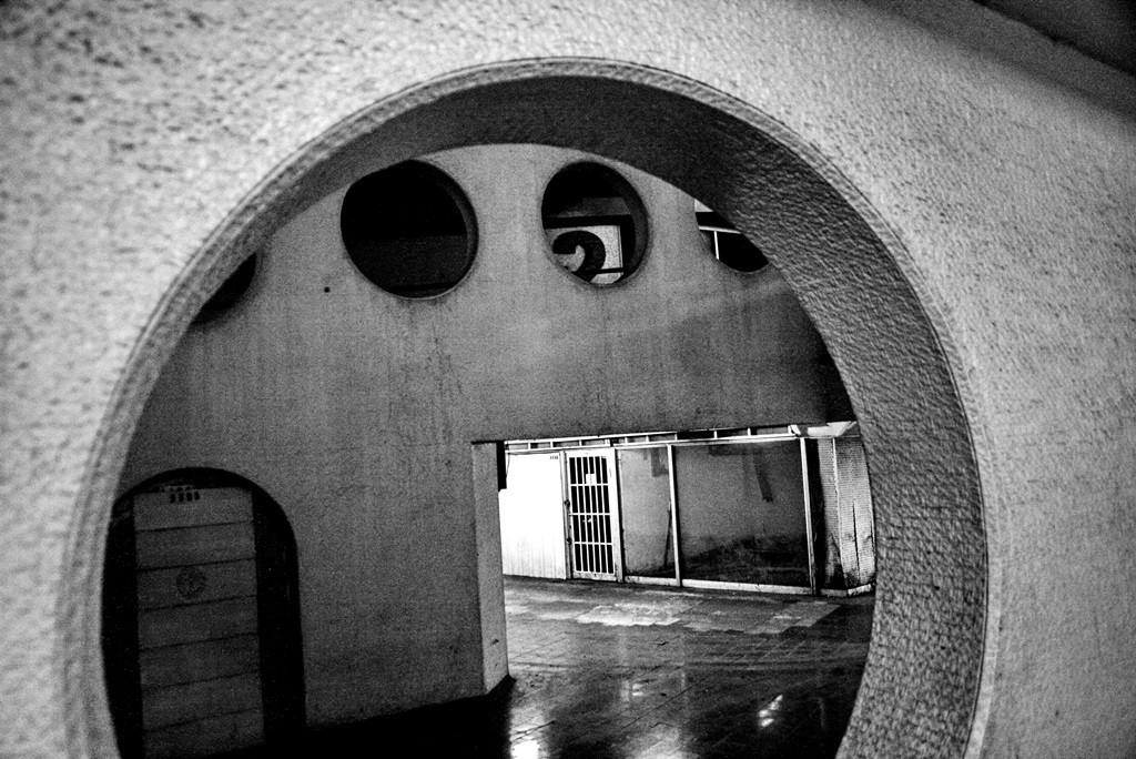 14to the one B_W.jpg