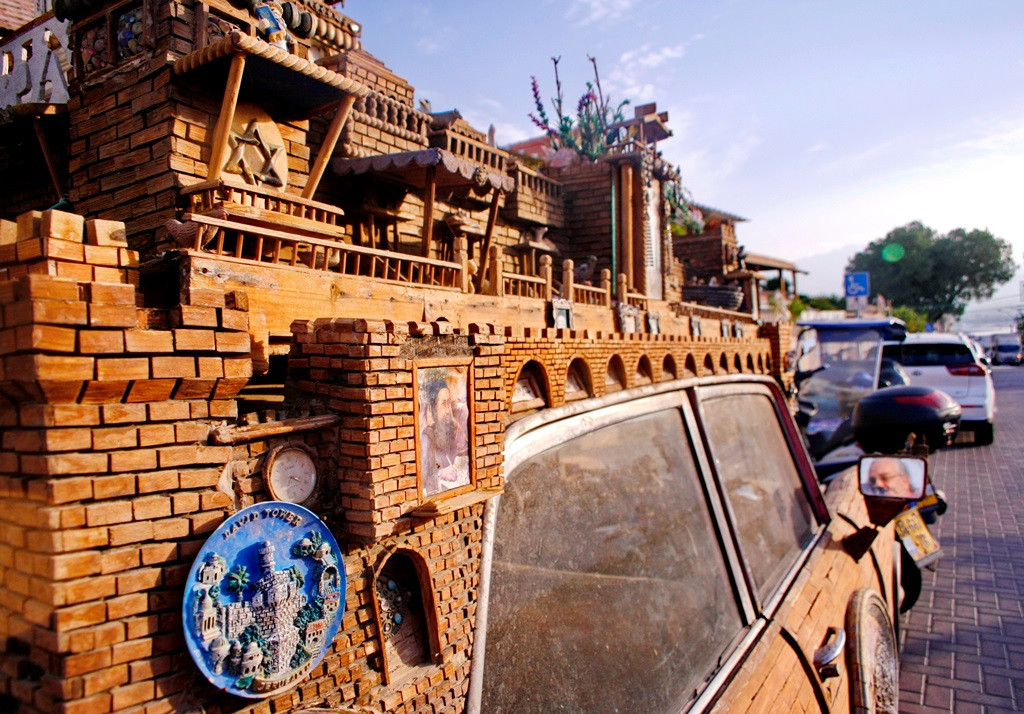 szent auto fotos a tukorbe.JPG