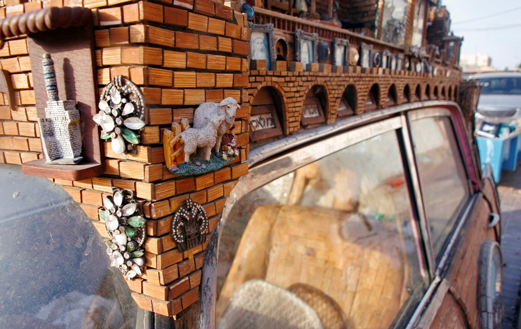 szent auto front reszlet.JPG