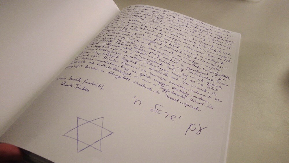 Timeline 1_01_03_20_03.jpg