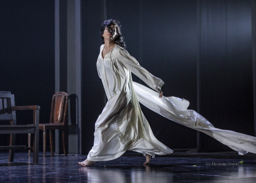 Jegyvásárlás a képre kattitnva