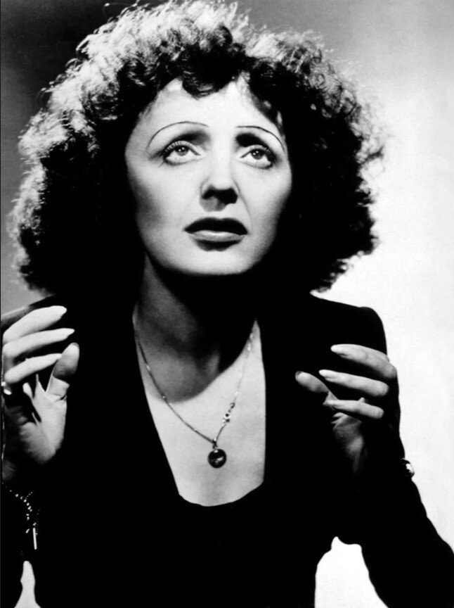 Édith Piaf (kép forrása: www.britannica.com)