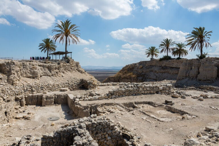 izrael7-Tel_Megiddo_-shutterstock_567815389_LevT-768x513.jpg