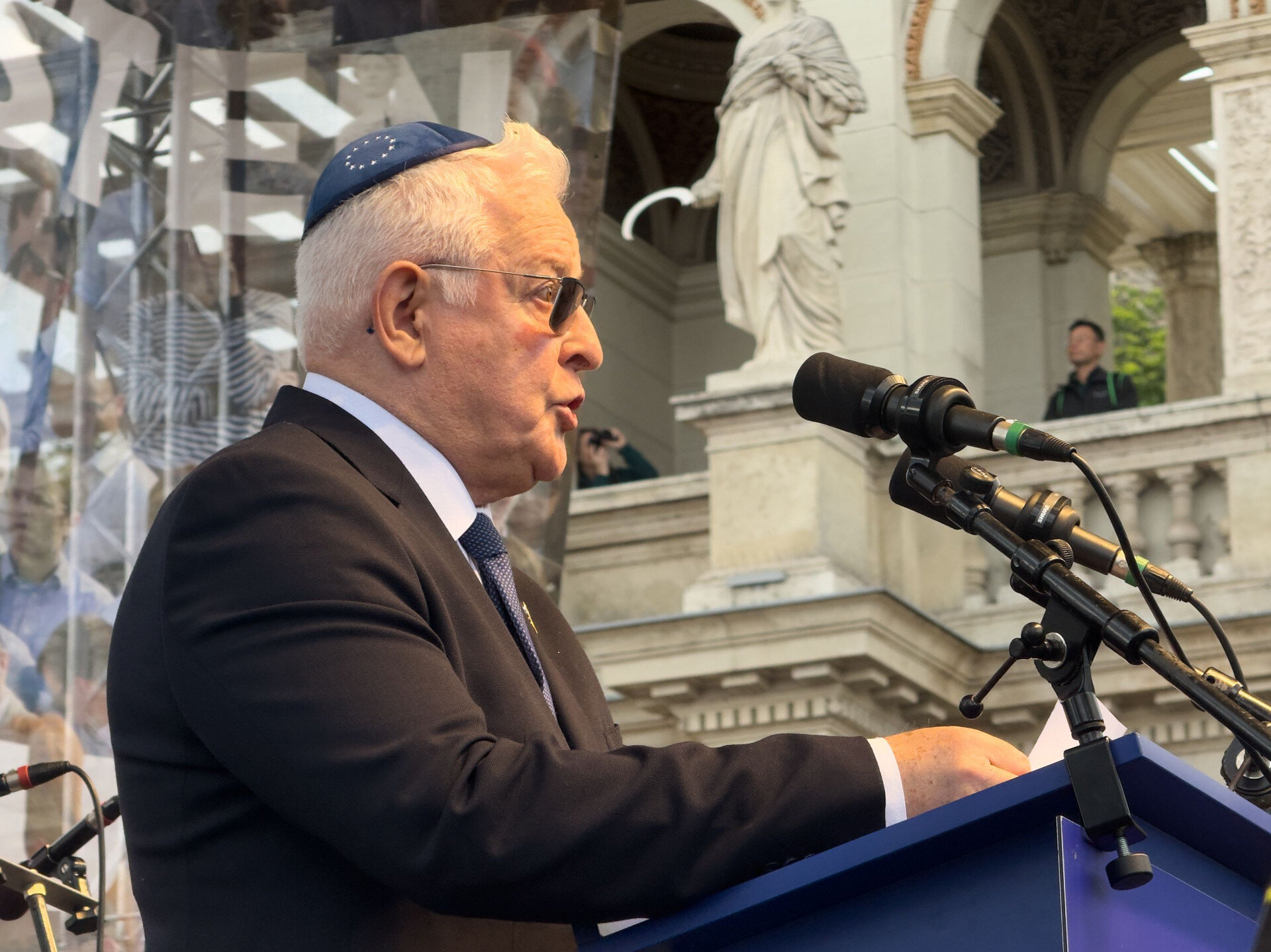 2667-2000-max (1).jpg