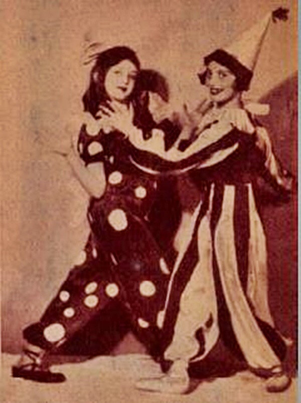 3-Komor Ági és Brack Éva Tolnai Világlapja 1933. 2. 41..jpg