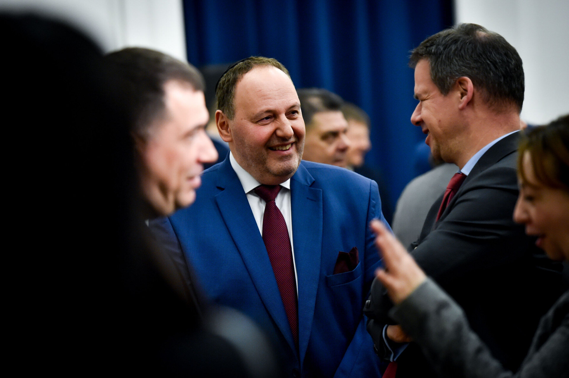 4096-2726-max (2).jpg