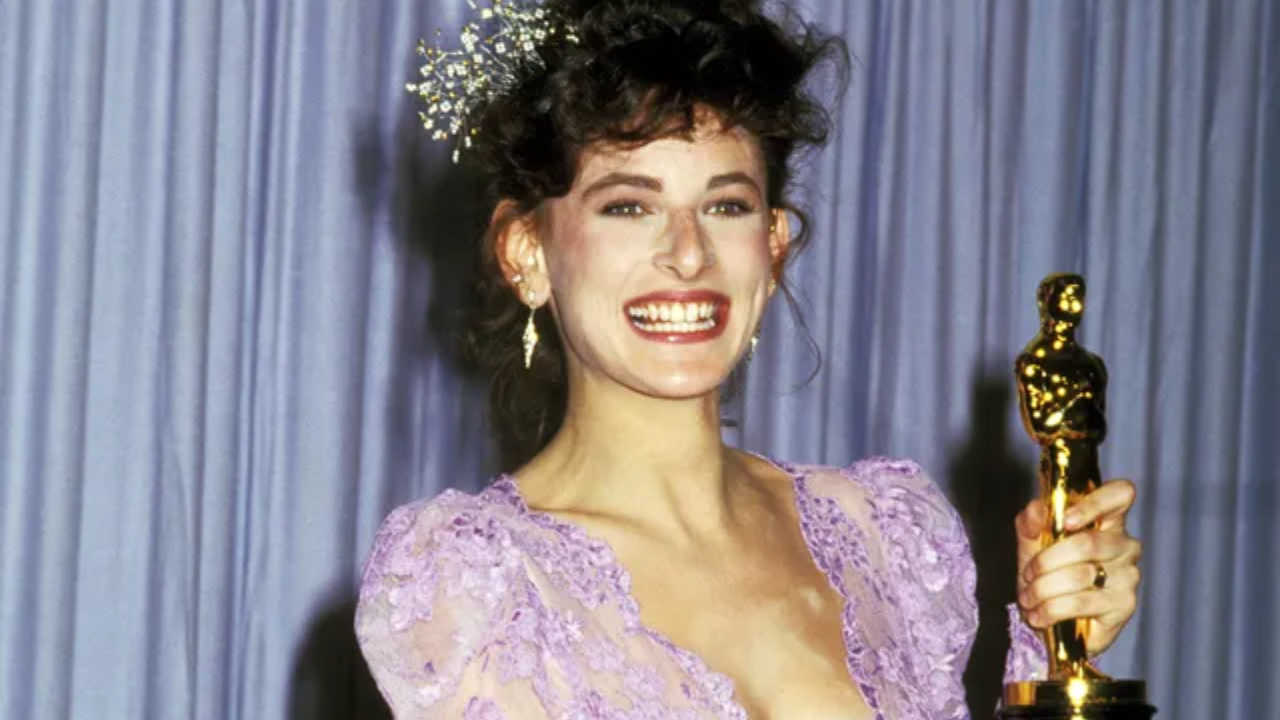 Marlee Matlin nyerte a legjobb női főszereplőnek járó díjat | 59. Oscar (1987)