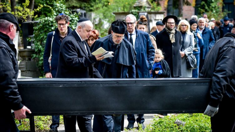„Humanista csoda voltál, jó volt veled!”