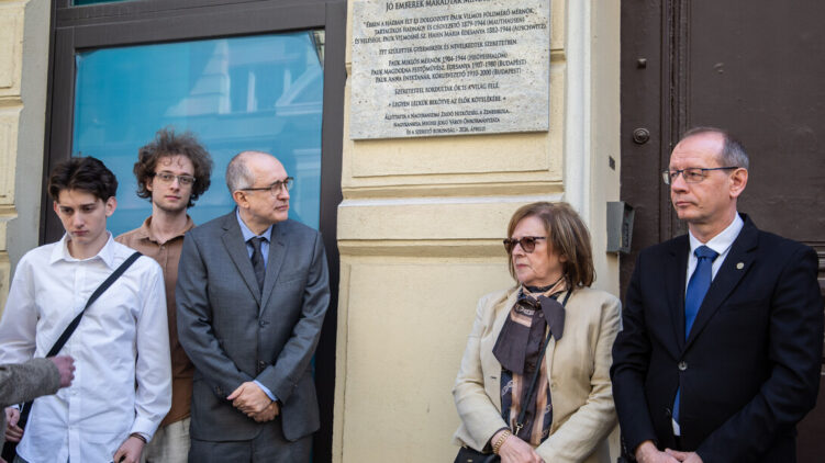 Mementó a Pauk család tiszteletére Nagykanizsán