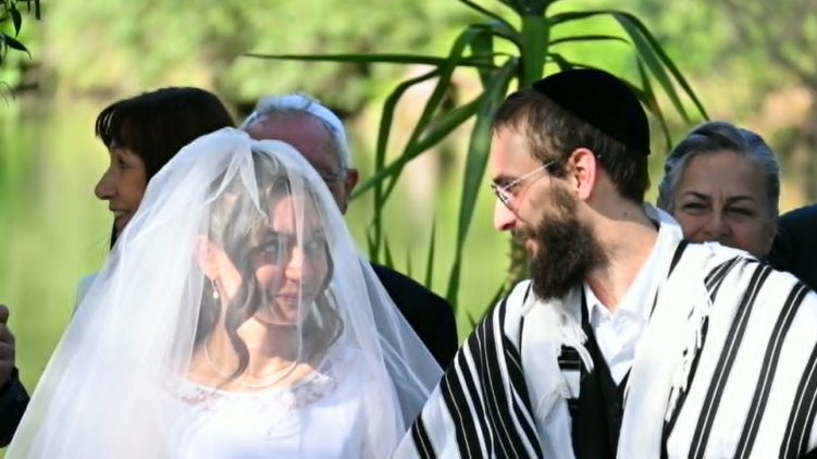 Mazel tov! – Esküvő a Szegedi Zsidó Hitközségben