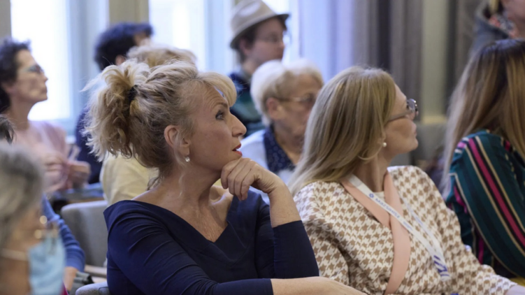 A családi csend hangjai – Folytatódott az „És meséld el fiadnak…” előadássorozat
