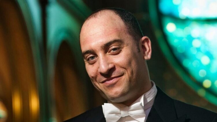 Amikor énekelek, úgy érzem, az egész világ velem imádkozik – beszélgetés Netanel Hershtik kántorral