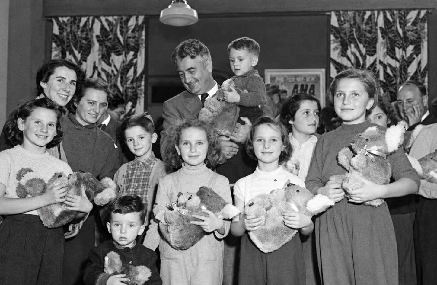 Egy magyar zsidó család menekülése a Rózsadombról 1956-ban – Mazsihisz