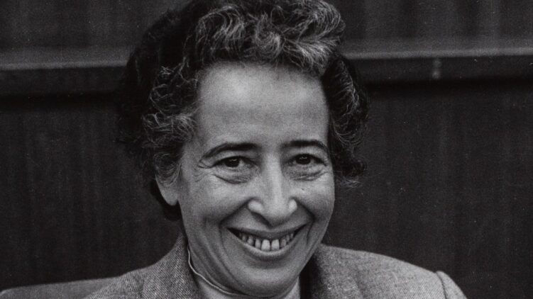 Aki „kulcsot” adott kezünkbe a gonoszhoz: 120 éve született Hannah Arendt